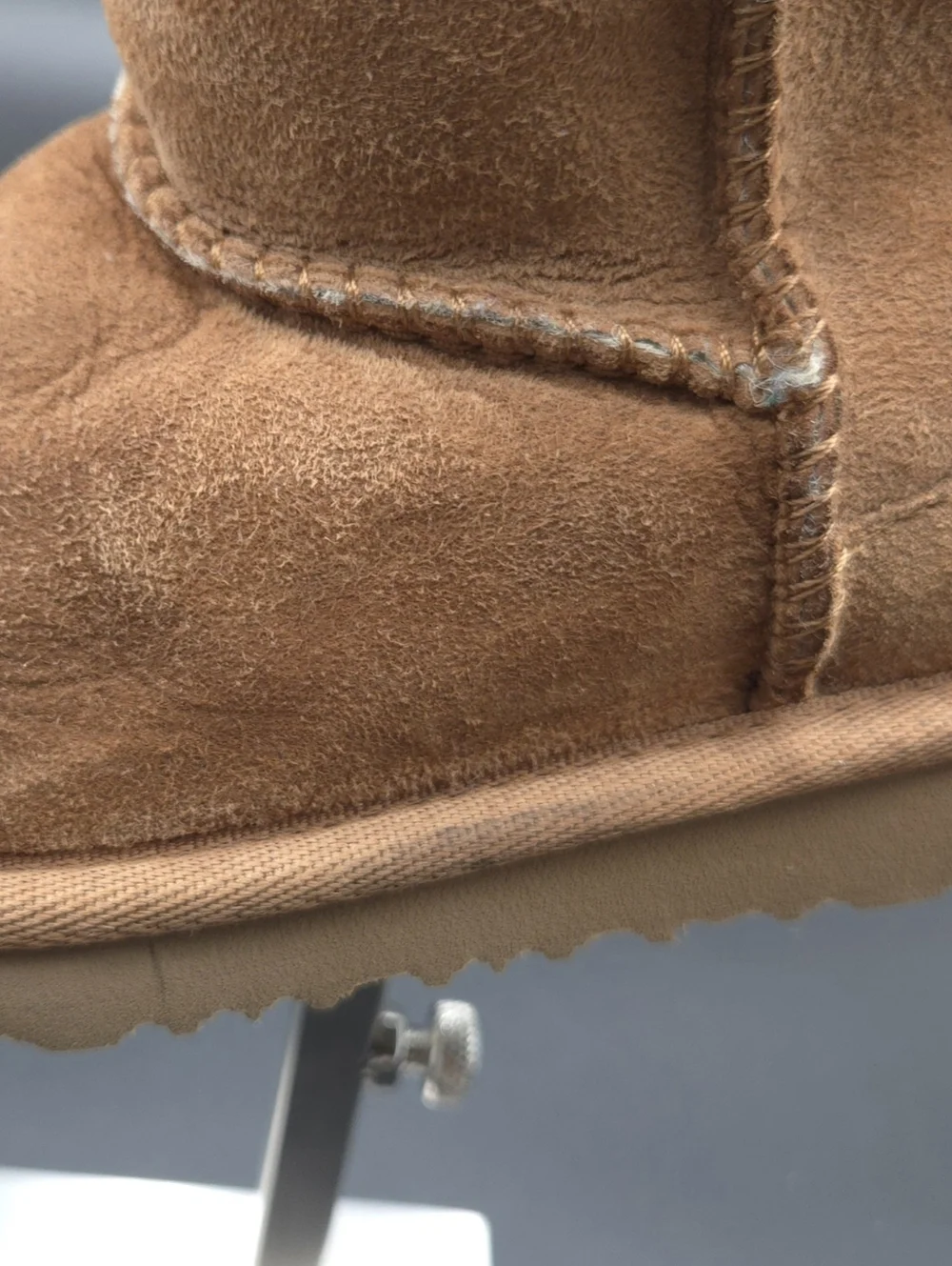 UGG Toddlers’ Classic II Boots Chestnut Suede Shearling Size 8T
